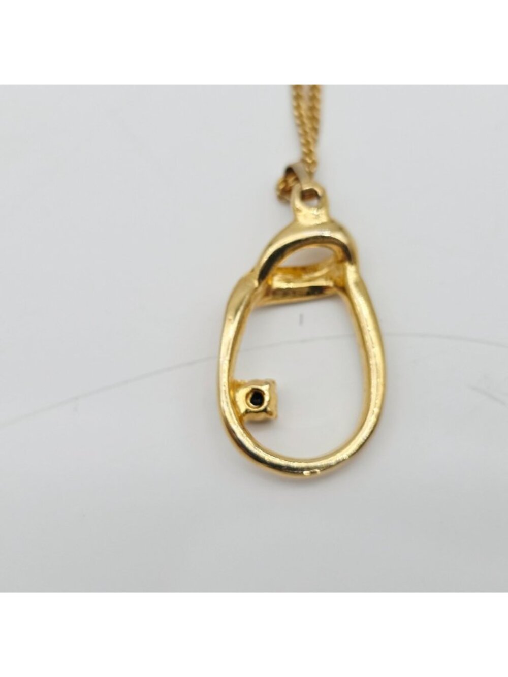 Gold-Plated Pendant Necklace With Black Accent Stone & Delicate Chain 16" - Picture 7 of 7